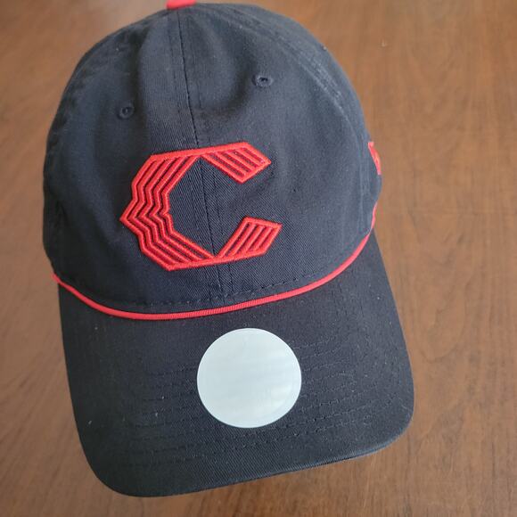 New Era Black Red Cincinnati Reds Womens 9TWENTY Hat Cap one size fits most New - Picture 4 of 10
